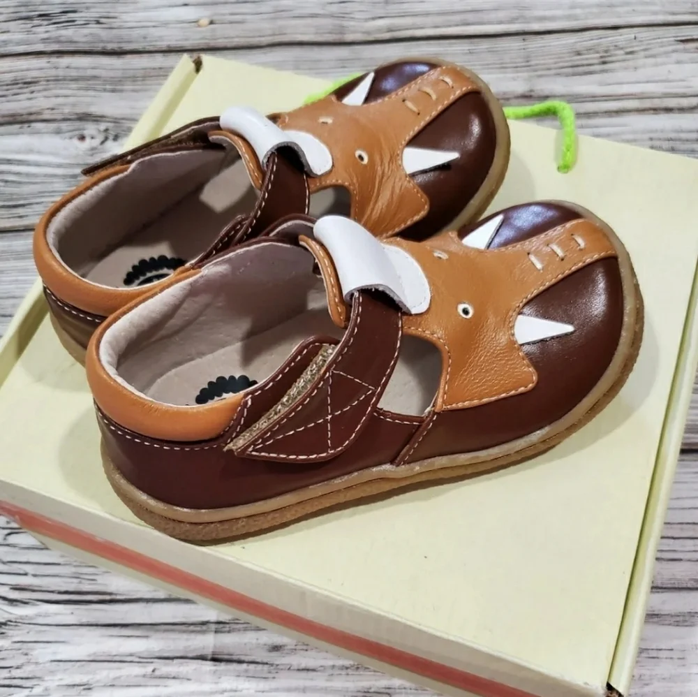 Livie and Luca Elephant Sandals New Without Box